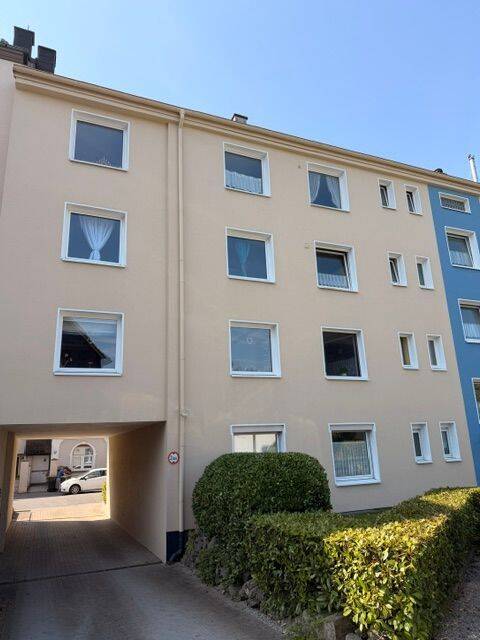 Charmante und auf Wunsch teilmöbilierte 2-Zimmer-Wohnung in Vohwinkel, Wuppertal, 42327 Wuppertal (Vohwinkel)