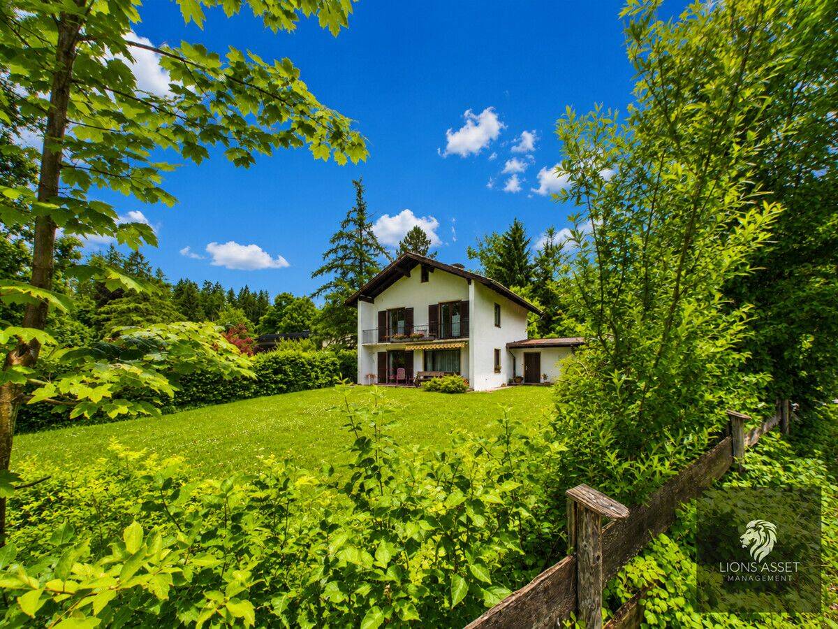 Charmantes Einfamilienhaus mit großzügigem 1.282 m² Grundstück in Inzell, 83334 Inzell