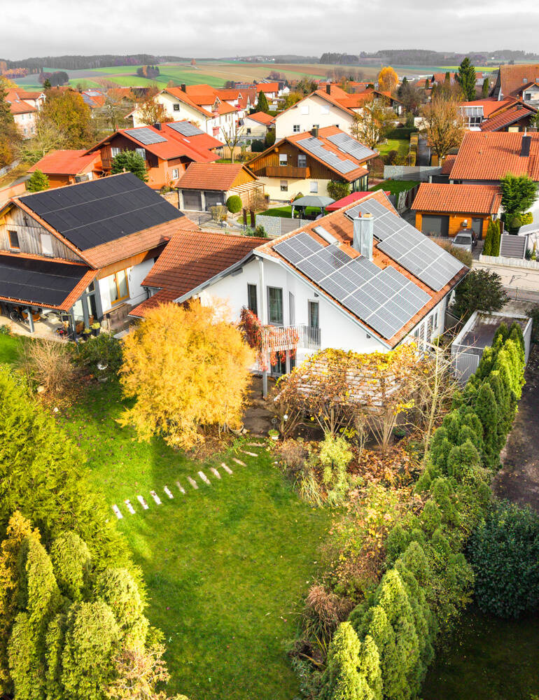 Freistehendes Einfamilienhaus mit großem Garten – viel Platz für Familienleben in ruhiger Lage, 84323 Massing