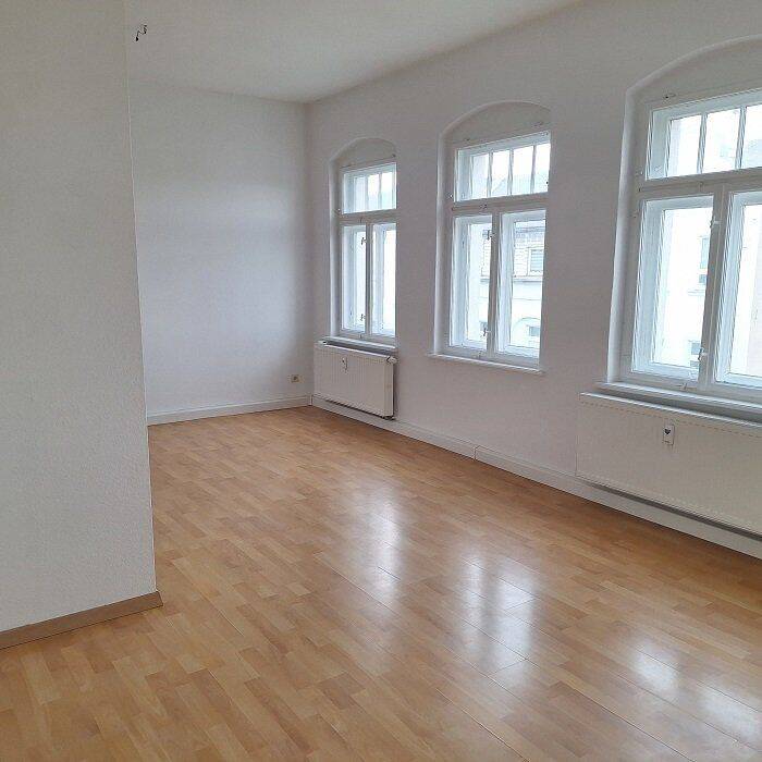 Gemütliche Dachgeschosswohnung mit Charme, 9126 Chemnitz (Altchemnitz Bernsdorf Gablenz Lutherviertel Sonnenberg)