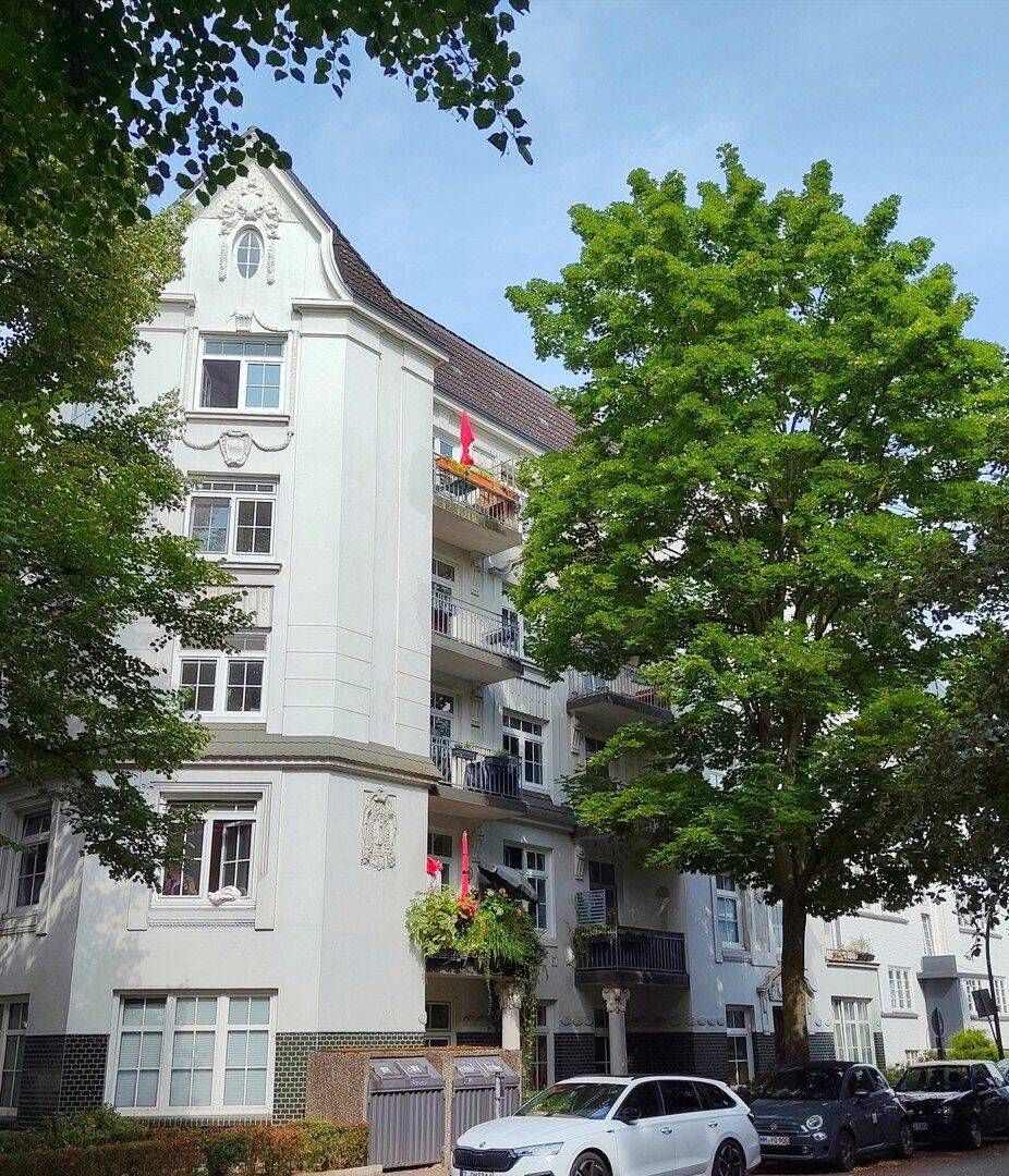 Umfassend renovierte Wohnung im Jugendstilgebäude, provisionsfrei, 22303 Hamburg (Hamburg-Nord Barmbek-Nord Winterhude)