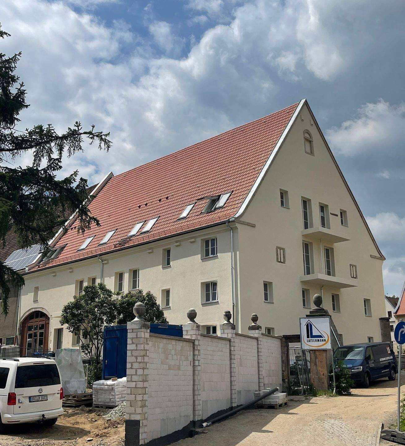 Erstbezug !  Traumhaft Neu saniertes Denkmal 3-Raum Wohnung + EBK