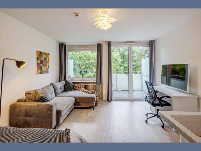 Möbliert: Sehr schönes Apartment im Arabellepark, 81925 München (Bogenhausen)