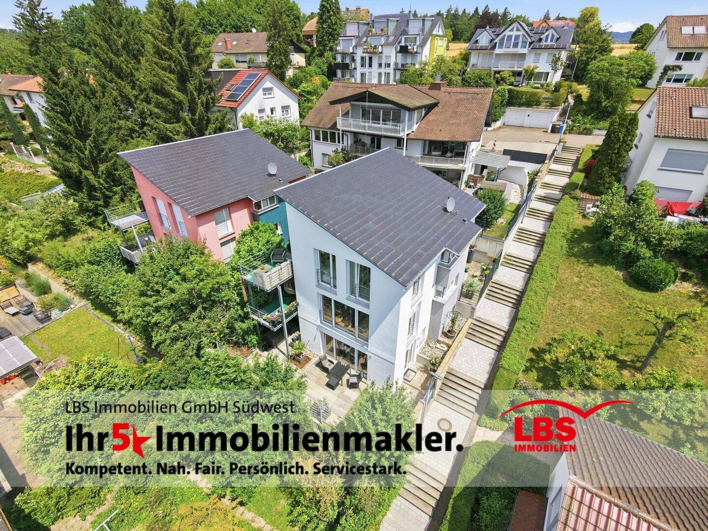 Modernes Einfamilienhaus mit Ferienwohnung auf der Weinburg, 78315 Radolfzell am Bodensee