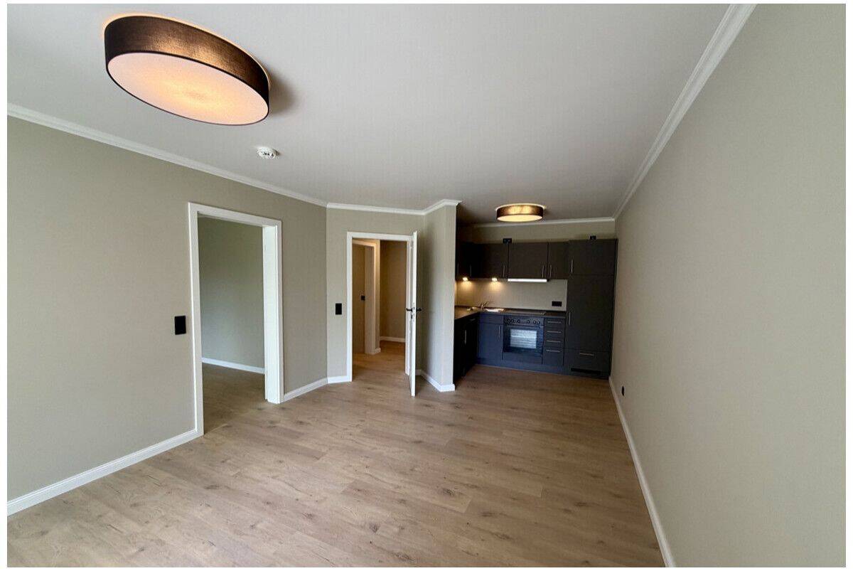 Sanierte 2-Zimmer-Obergeschosswohnung in Cuxhaven, 27474 Cuxhaven