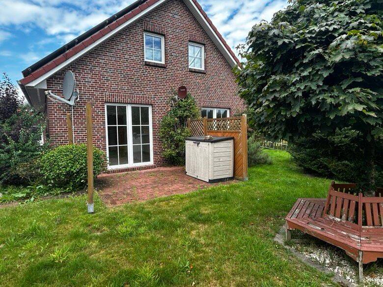 Freundliche 3-Zimmer-Erdgeschosswohnung mit Terrasse und eigenem Garten in Burhafe, 26409 Wittmund