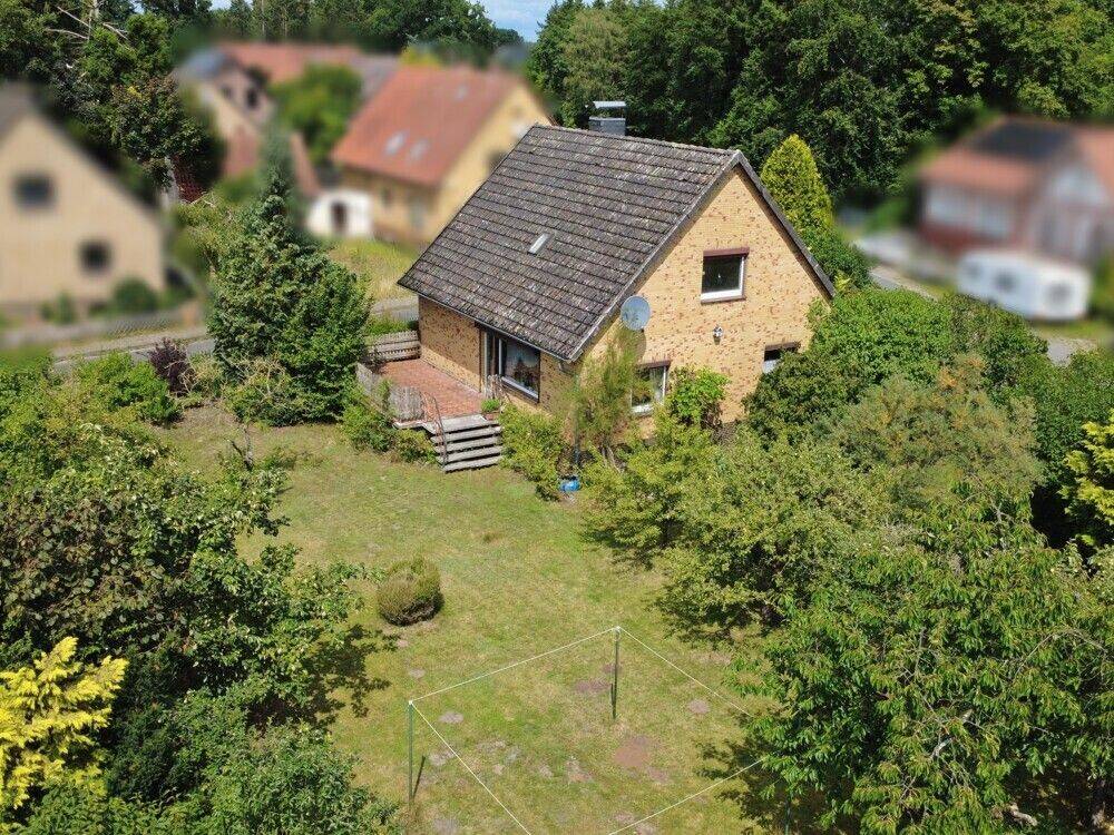 Solides Einfamilienhaus in Hope bei Schwarmstedt, 29690 Lindwedel