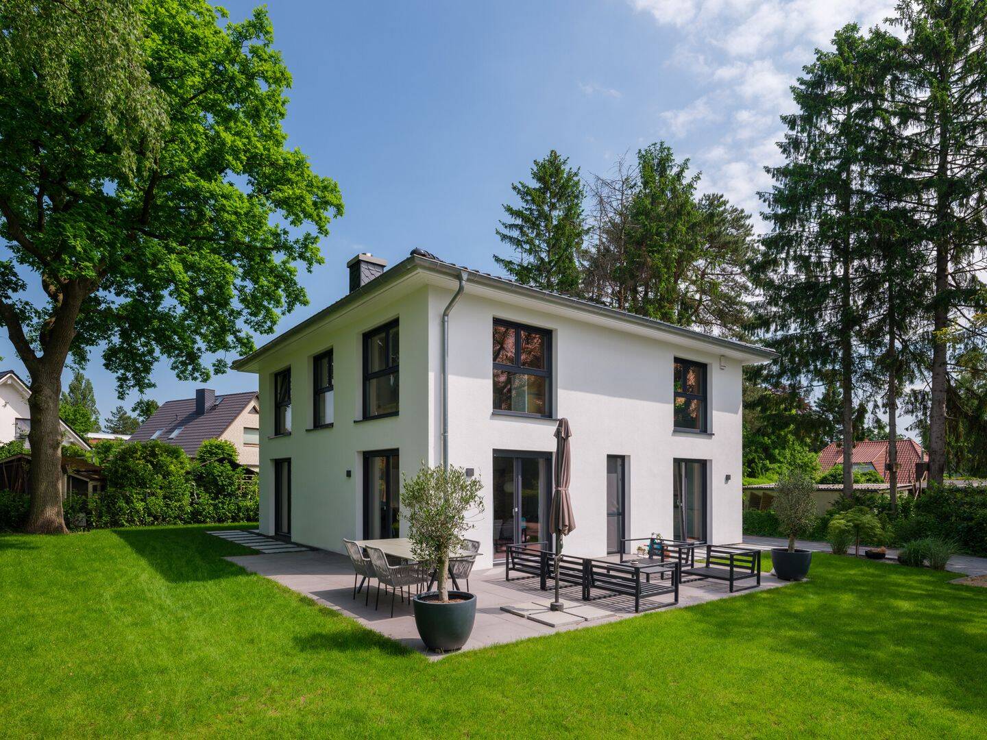Sasel . Exklusives Einfamilienhaus mit Wärmepumpe (A+) in Bestlage, 22395 Hamburg (Wandsbek Bergstedt Poppenbüttel Sasel Wohldorf-Ohlstedt)