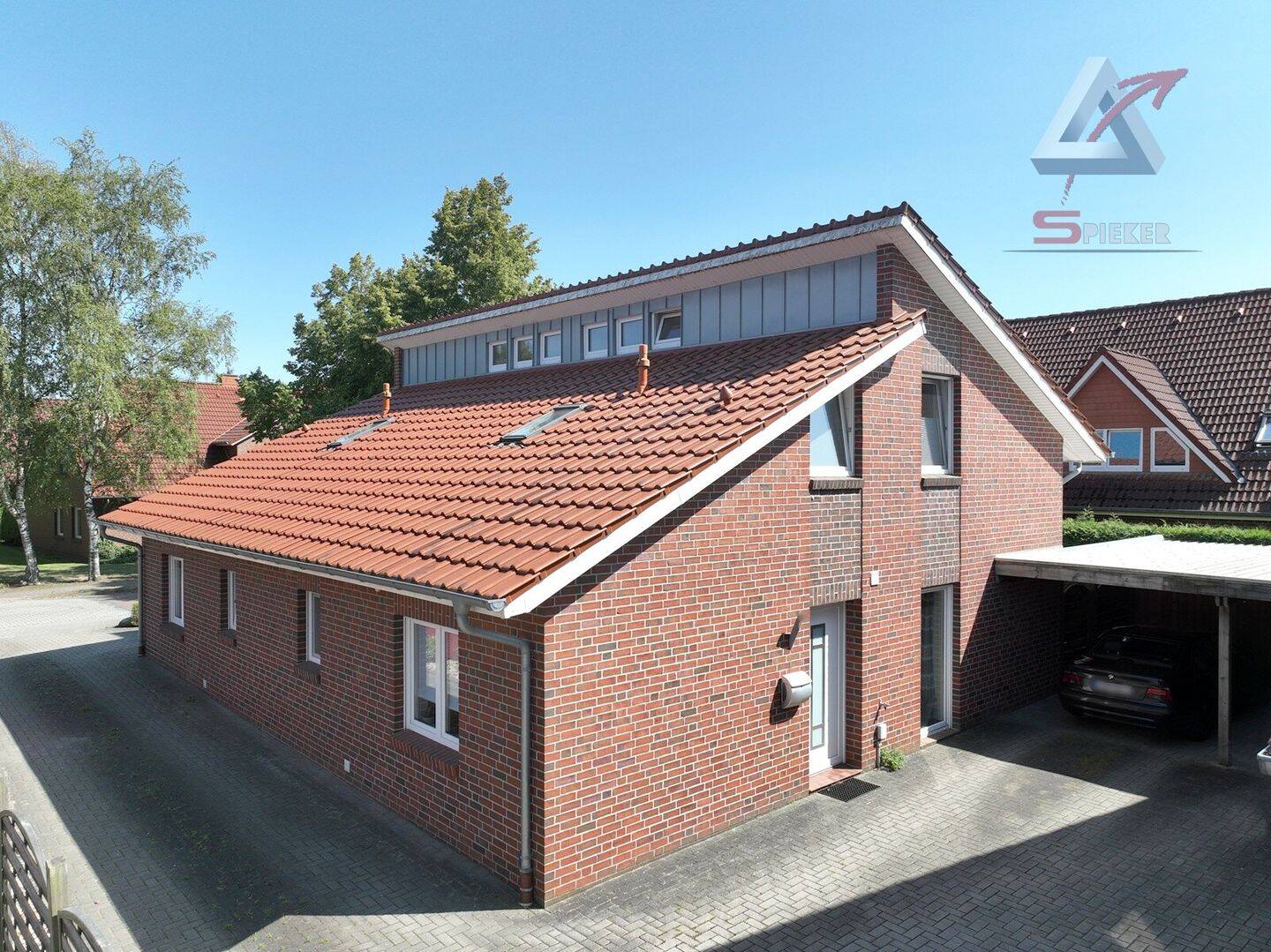 Moderne Doppelhaushälfte in zentraler Lage, 26670 Uplengen