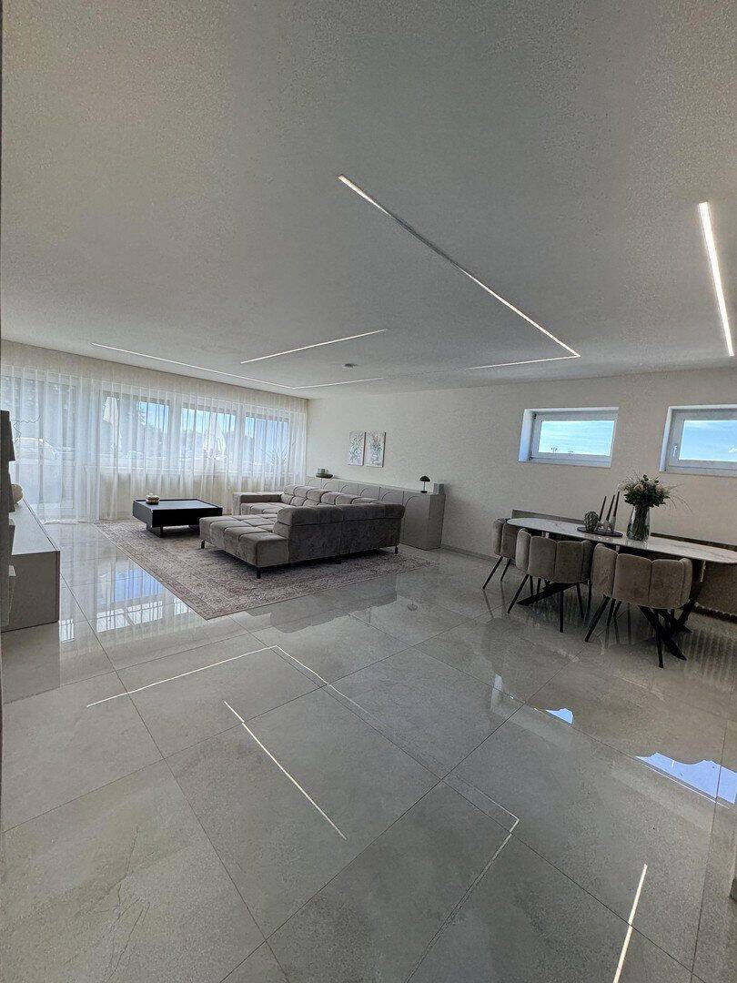 Modernisierte 4-Zimmer-Wohnung | 121,5 m² | Garage | 2 Balkone | Küche mit Insel | Keller | Top Lage, 41812 Erkelenz