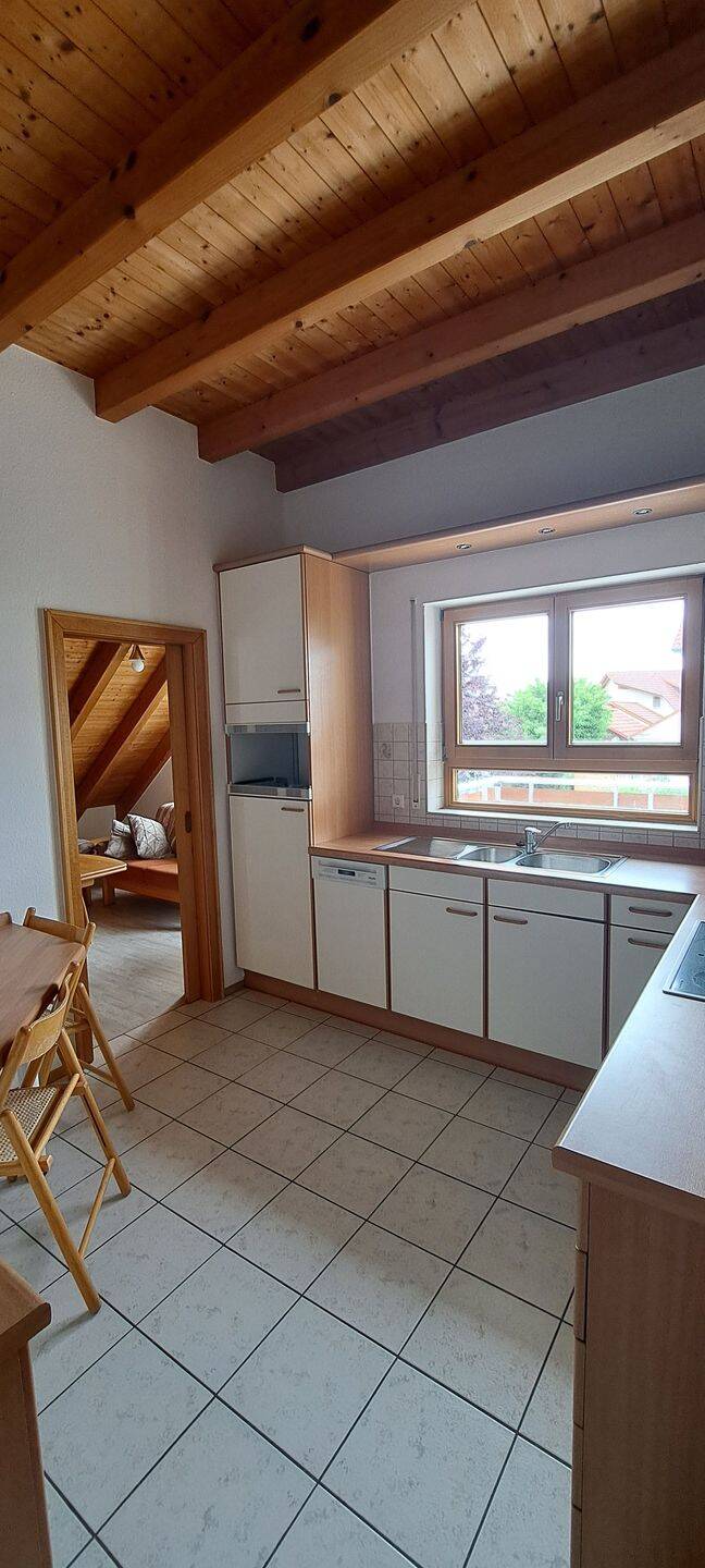 Großzügige 3-Zimmer-DG Wohnung mit 2 Balkonen, 88339 Bad Waldsee