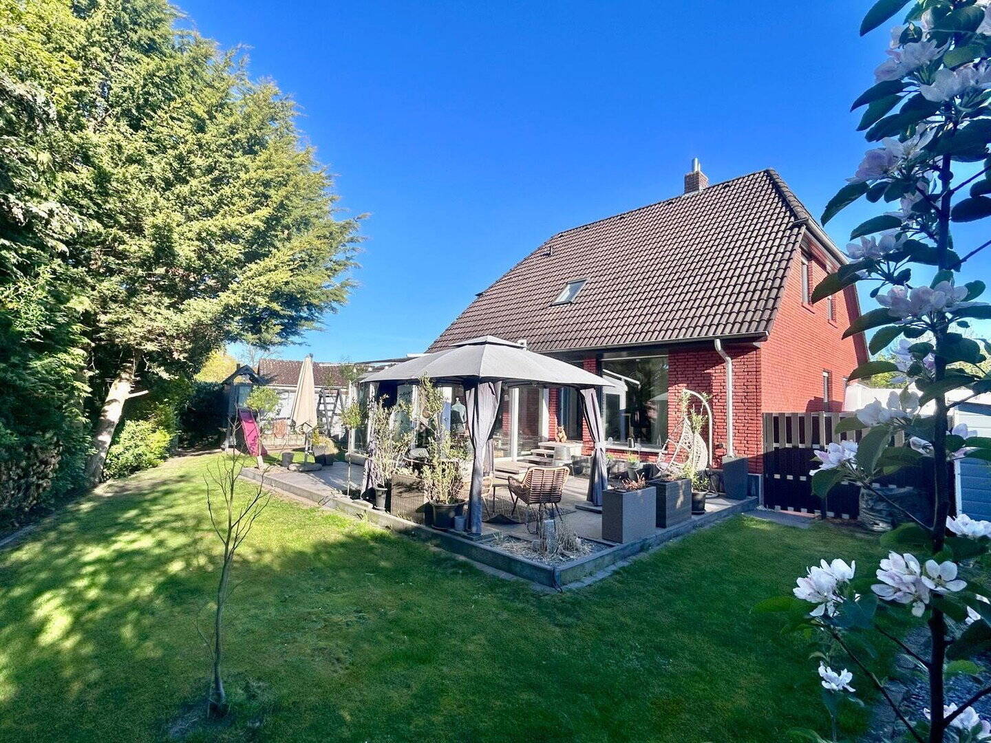 Charmantes Einfamilienhaus in Berenbostel mit Wintergarten, 30827 Garbsen