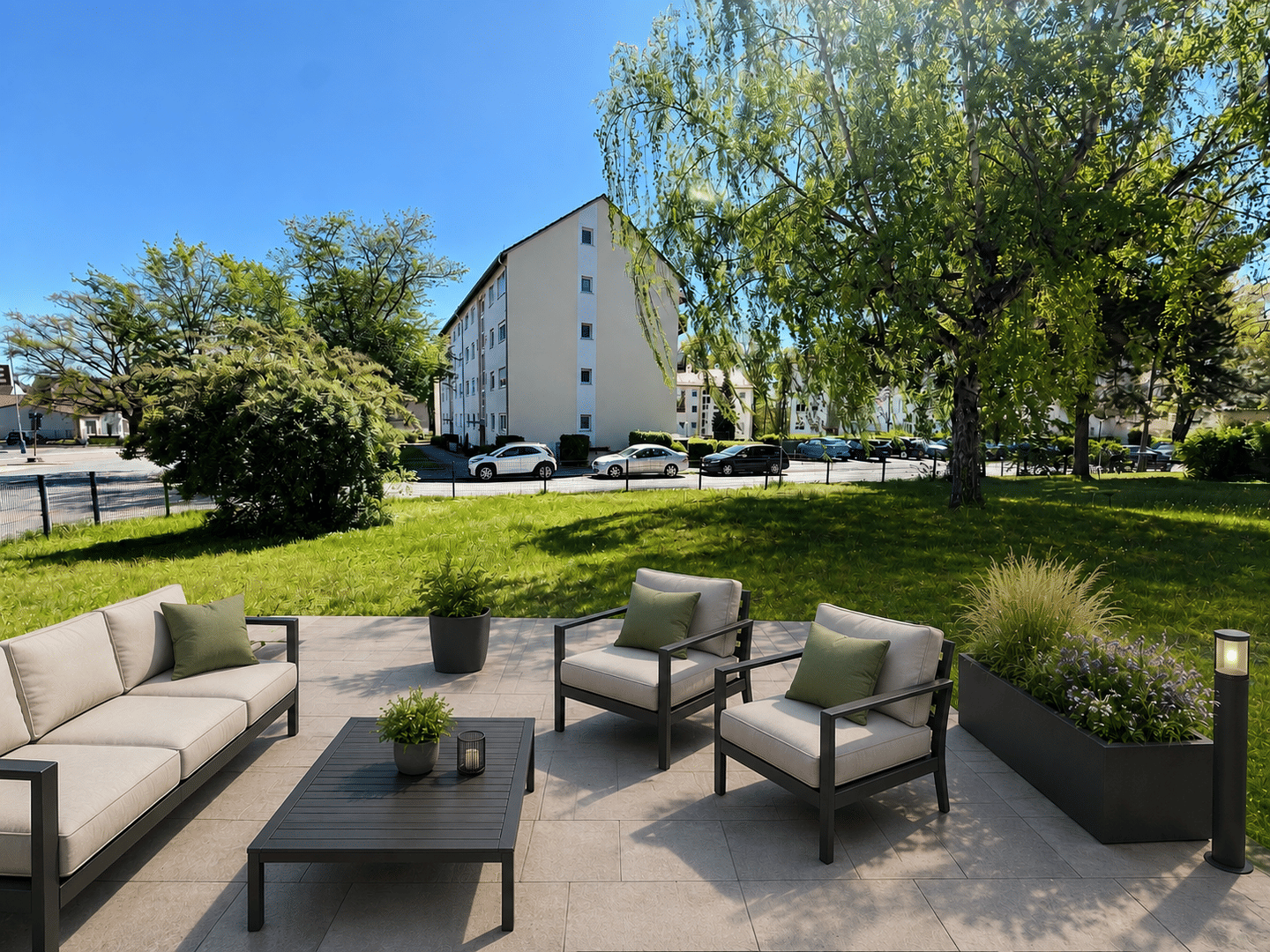 Provisionsfrei! Fantastische und gepflegte 4-Zimmer-EG-Wohnung mit eigenem Garten, Terrasse & Balkon mit ca. 120 qm in Nürnberg Katzwang, 90453 Nürnberg