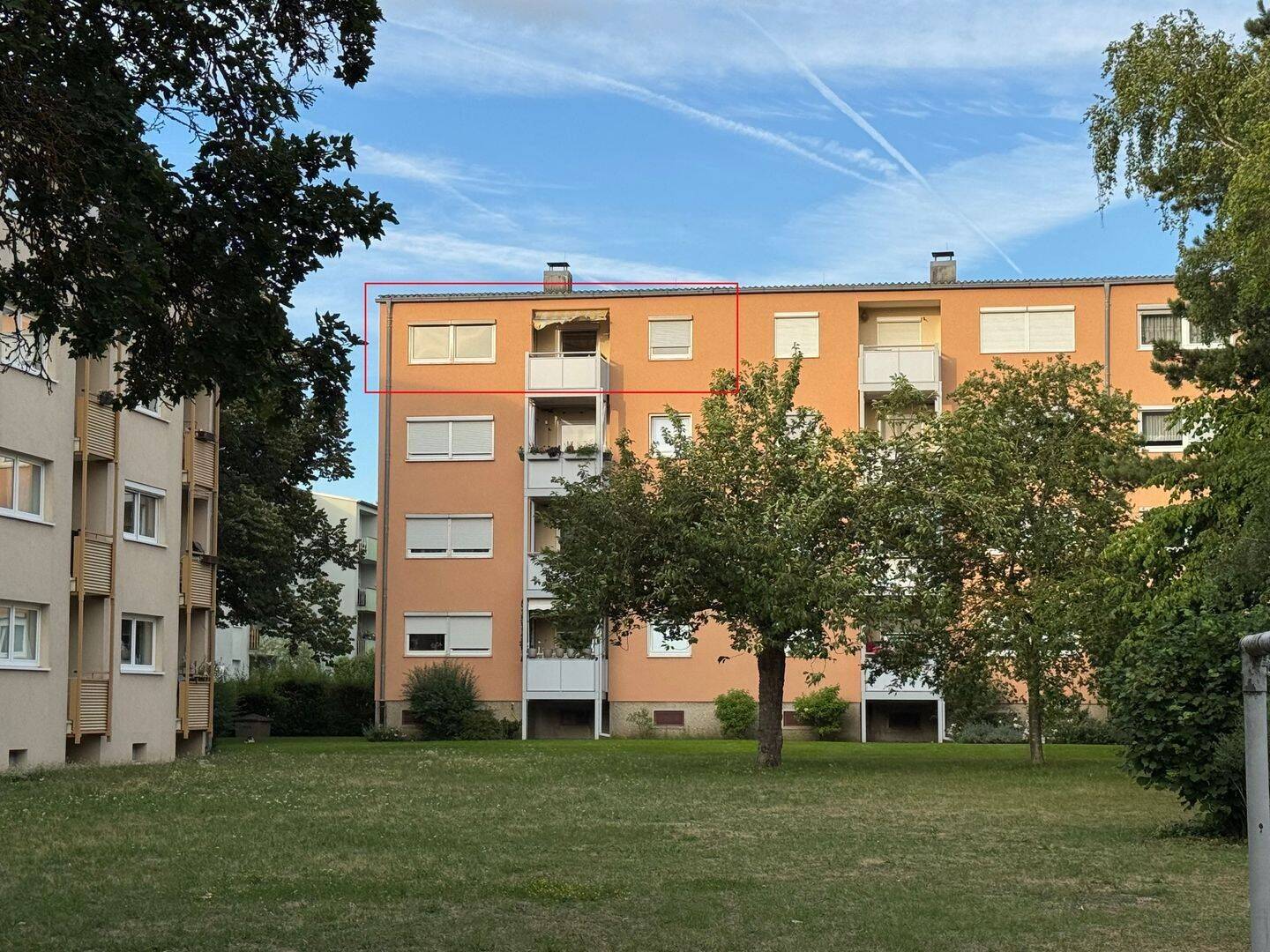 Attraktive 4-Zimmer-Wohnung mit Balkon im Regensburger Westen – provisionsfrei von privat, 93049 Regensburg (Großprüfening-Dechbetten-Königswiesen Innenstadt Westenviertel)