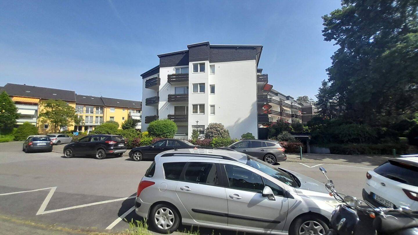 Stilvolle 3-Zimmer-Eigentumswohnung und Tiefgaragenstellplatz in bester Lage von Düsseldorf-Bilk, 40225 Düsseldorf (Bilk Flehe Oberbilk Wersten)