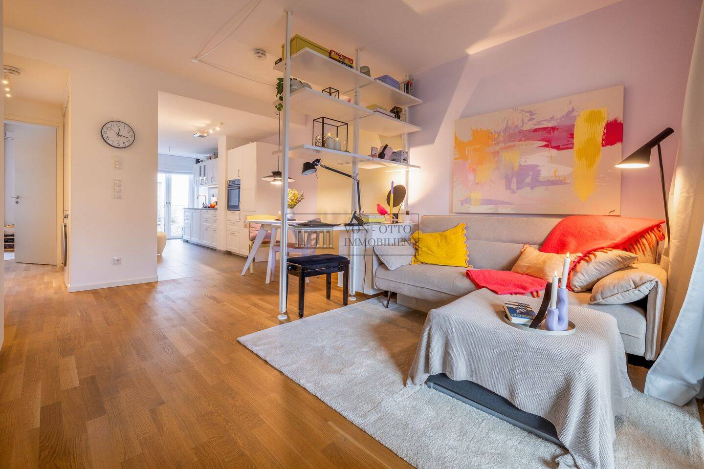 Helle 2,5 Zimmer Wohnung mit sonnigem Balkon, 22926 Ahrensburg