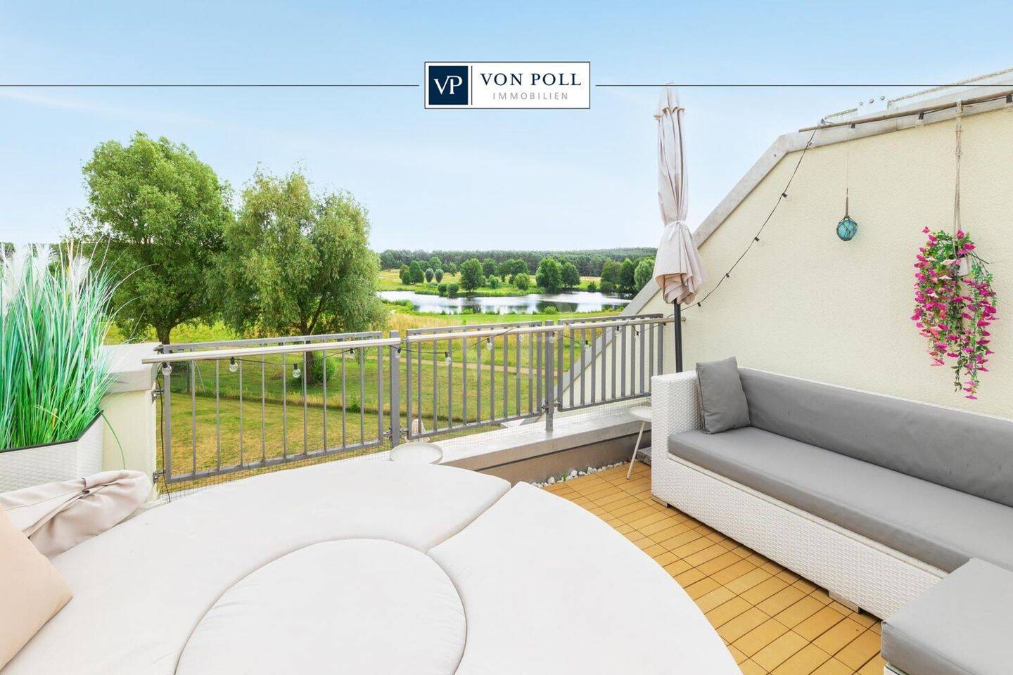 Exklusive Penthouse-Maisonette-Wohnung mit Weitblick zum Golfplatz Motzen, 15749 Mittenwalde