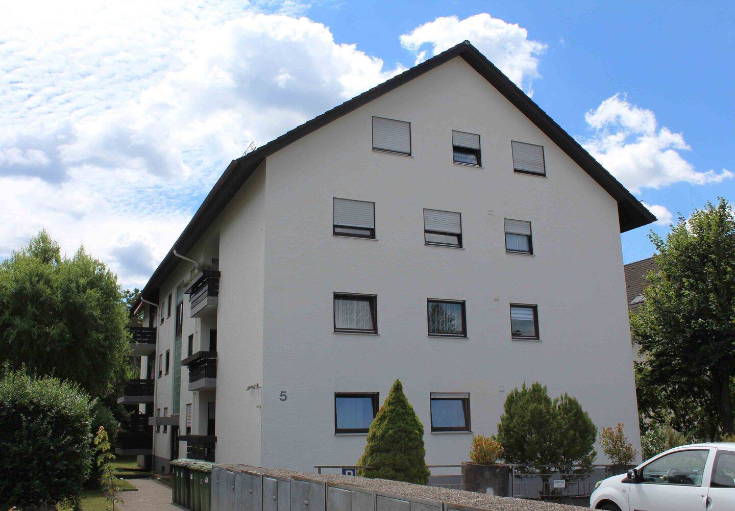 2-Zimmer-Eigentumswohnung mit Aufzug und Garage in Waldbronn-Busenbach, 76337 Waldbronn