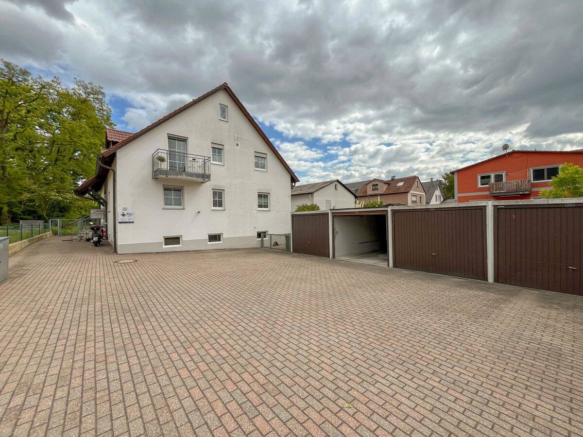 3-Zimmer EG Wohnung mit 125m² Garten, 93128 Regenstauf