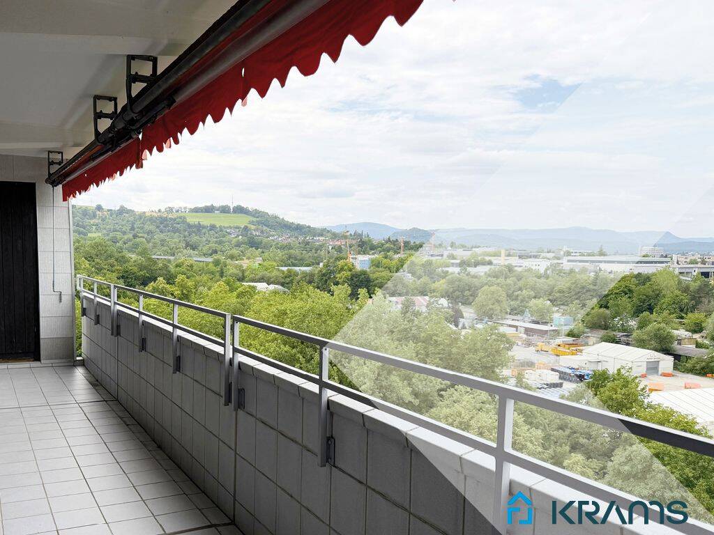 Aussicht plus Rendite: vermietete 4-Zimmer-Wohnung im 14. Stock!, 72766 Reutlingen