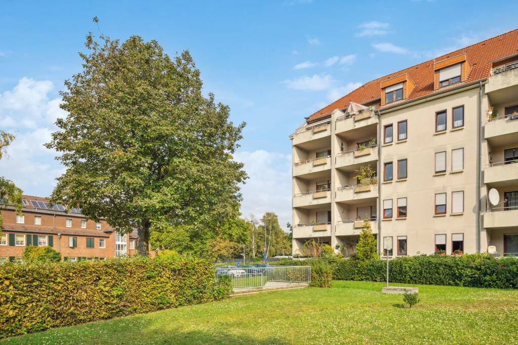vermietete Wohnung mit Balkon und TG-Stellplatz nach Wunsch, 51143 Köln (Porz Langel Zündorf)