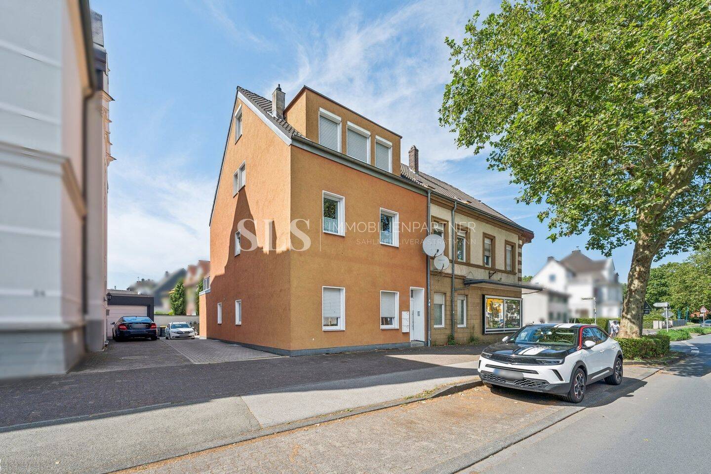 Kernsaniertes Dreifamilienhaus mit sofortigen Mieteinnahmen und nachhaltigen Ertragsperspektiven, 46282 Dorsten