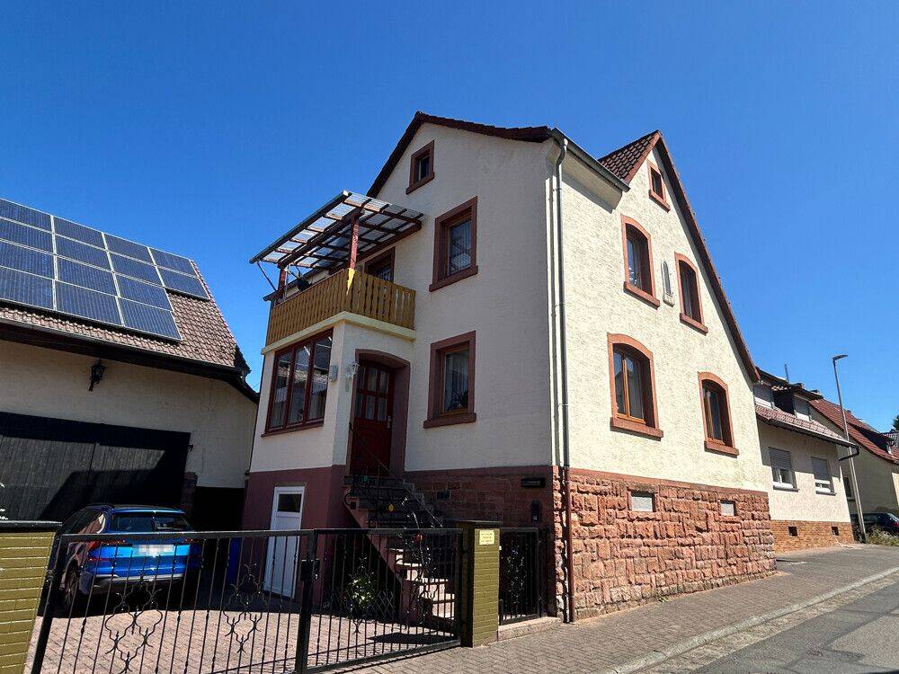Gemütlich wohnen: Gepflegtes Einfamilienhaus mit sonnigem Garten!, 63849 Leidersbach