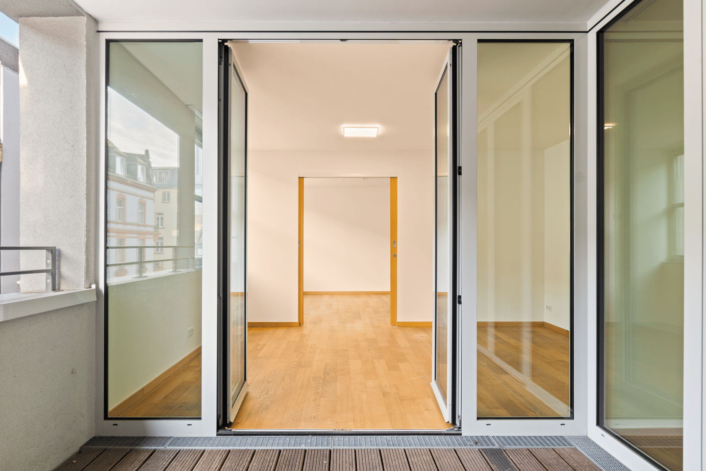 Moderne Wohnung im Herzen von Frankfurt, 60329 Frankfurt am Main (Bahnhofsviertel Gallus Gutleutviertel Innenstadt)