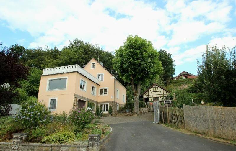 Frisch renoviertes Landhaus Traumblick zur Burg Windeck Ausbaureserve Nebengebäude Ruhiglage Garage, 51570 Windeck