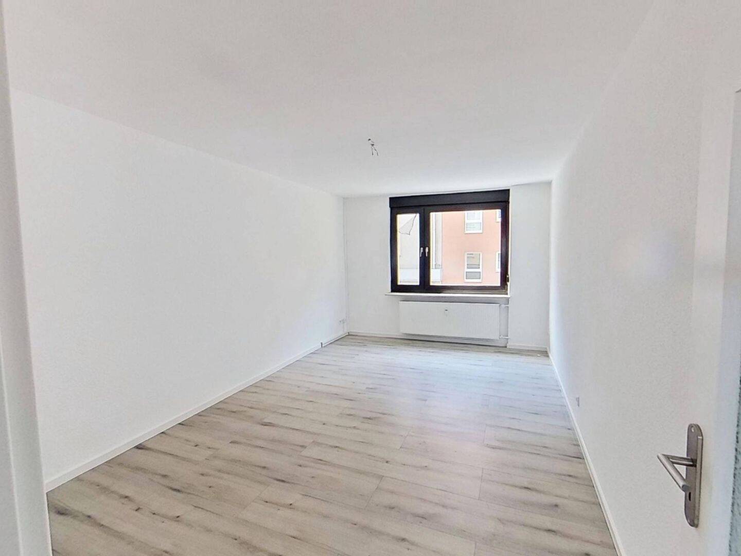 Helle 2-Zimmer-Wohnung mit BALKON in der Südstadt, 90459 Nürnberg