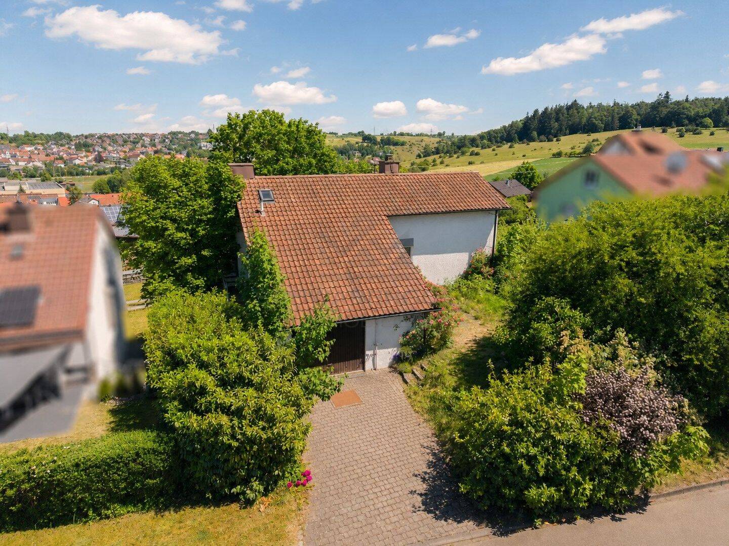 * Architektonischer Rohdiamant mit Fernblick – Einfamilienhaus in außergewöhnlicher Aussichtslage von Herbrechtingen *, 89542 Herbrechtingen