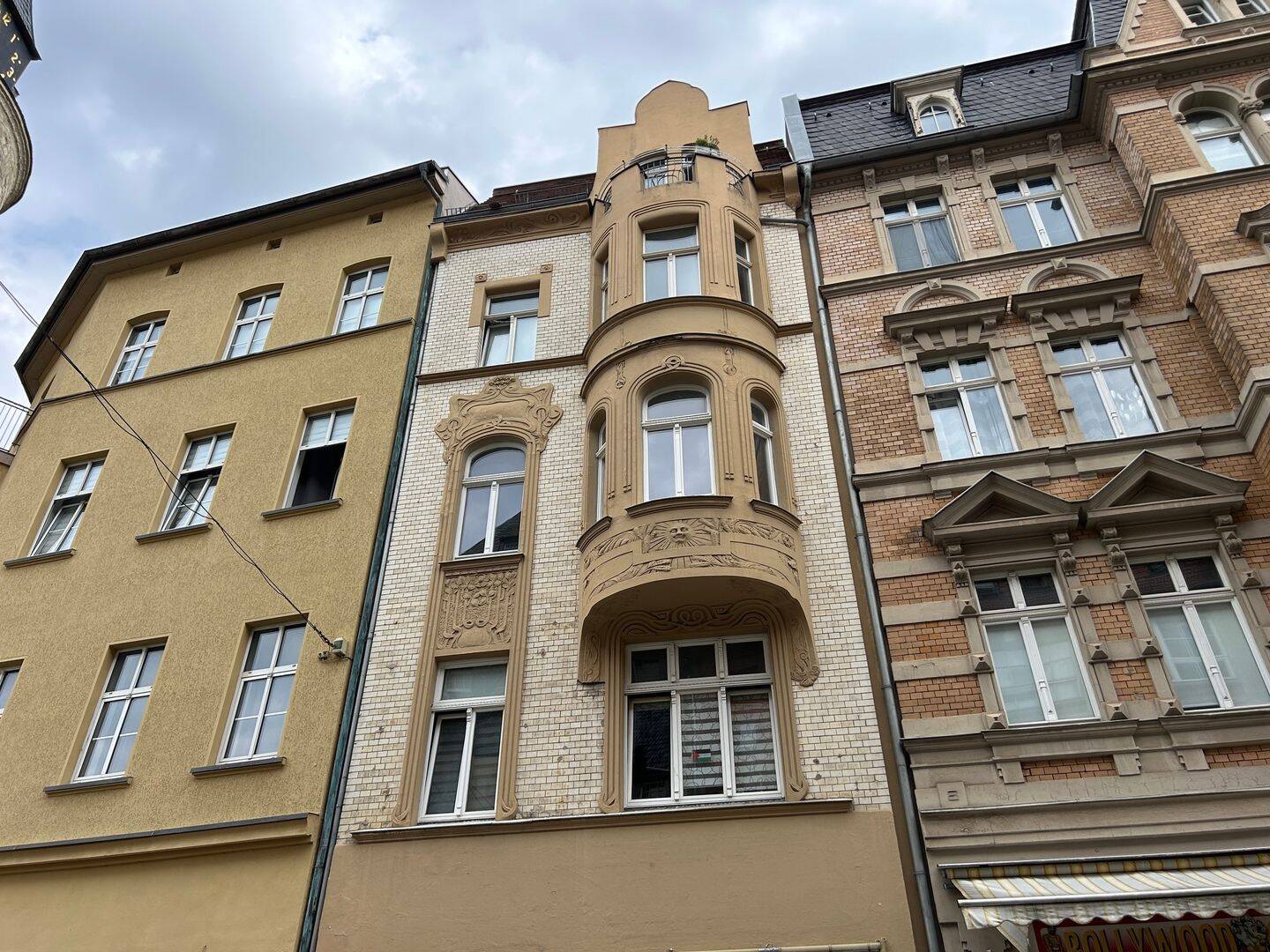 Gemütliche 2-Zimmer-Wohnung mit Erker im denkmalgeschützten Altbau, 6108 Halle (Saale) (Altstadt Giebichenstein Innenstadt Paulusviertel Saaleaue)