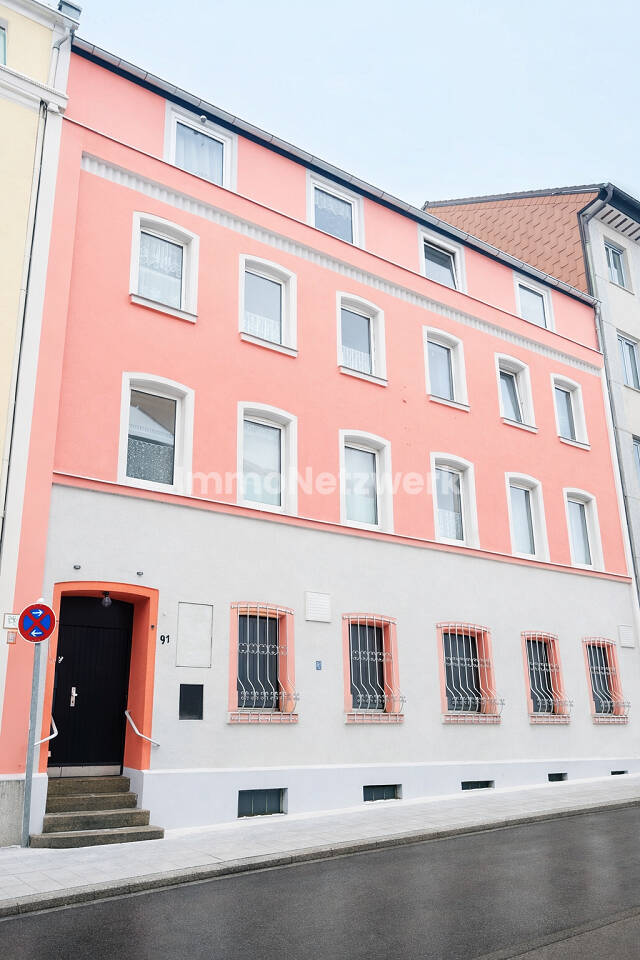 **Attraktives Mehrfamilienhaus in zentraler Lage von Hof – starke Rendite & Entwicklungspotenzial**, 95028 Hof (Haidt Innenstadt Jägersruh Leimitz)