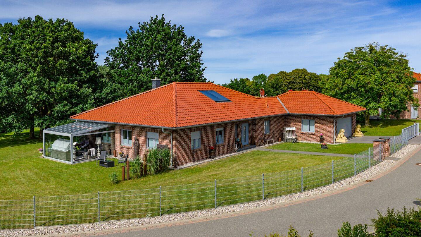 Exklusiver Bungalow mit parkähnlichem Grundstück in attraktiver Wohnlage nahe der Ostsee!, 23948 Klütz