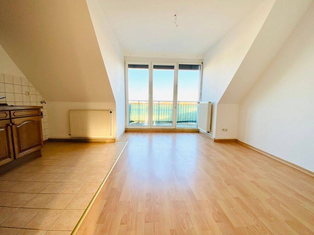 helle 2-Raum-Wohnung mit EBK und Balkon in Leipzig Mockau ***TOP*** citynah, ab sofort, 4357 Leipzig (Mockau-Nord Mockau-Süd Schönefeld-Abtnaundorf)