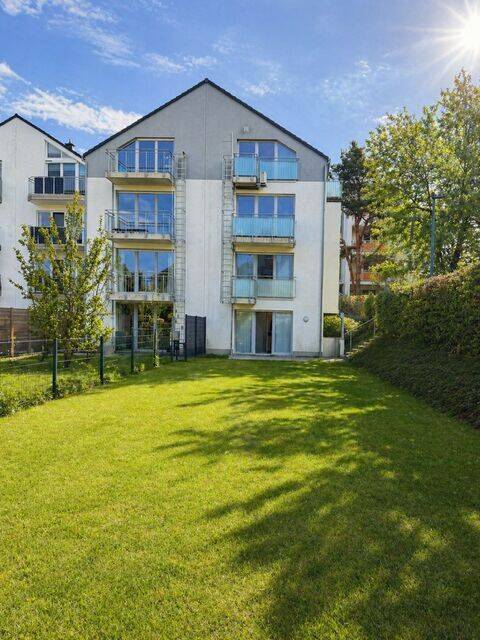 Wie ein eigenes Haus! Maisonettewohnung mit separatem Eingang, Terrasse und Garten!, 56075 Koblenz (Karthause Mitte Oberwerth Stolzenfels Süd)