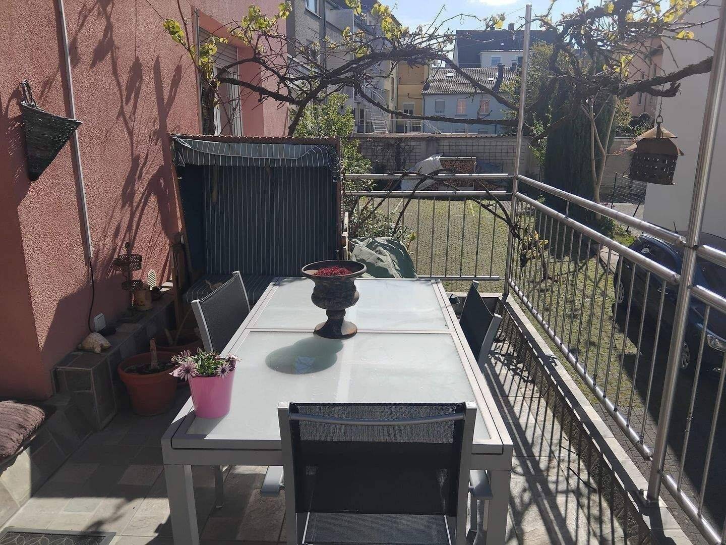 Exklusive Stadtwohnung mit Sauna, großer Terrasse & separatem Büro im Zentrum von Paderborn, 33102 Paderborn
