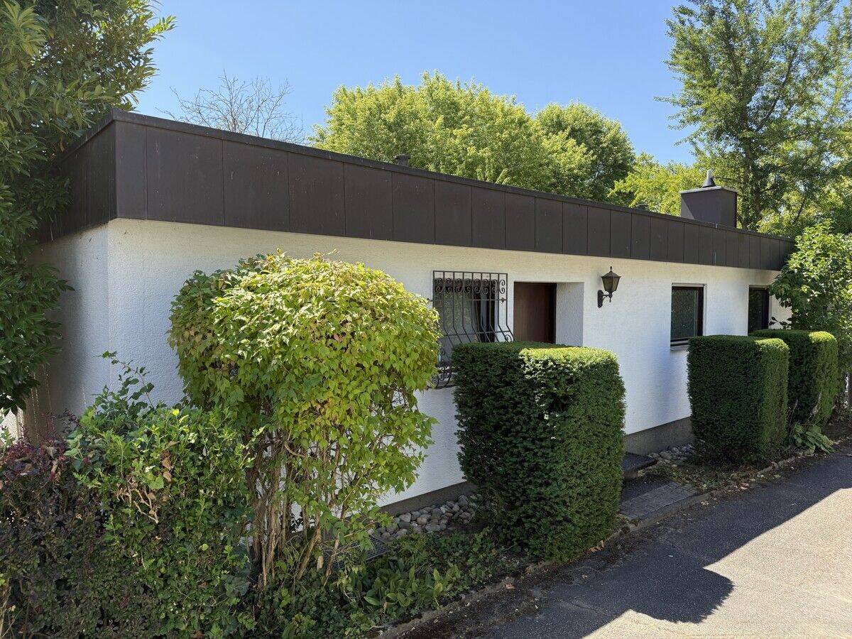 FREISTEHENDER BUNGALOW MIT EINLIEGERWOHNUNG, 74078 Heilbronn (Biberach Frankenbach Heilbronn Kirchhausen Neckargartach)