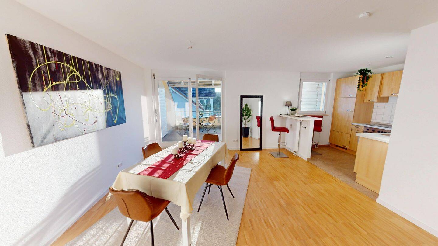 Wie Neubau! 3,5-Zi-Maisonette-DG-ETW mit großzügiger sonniger Dachterrasse in guter Lage von BK!, 79189 Bad Krozingen