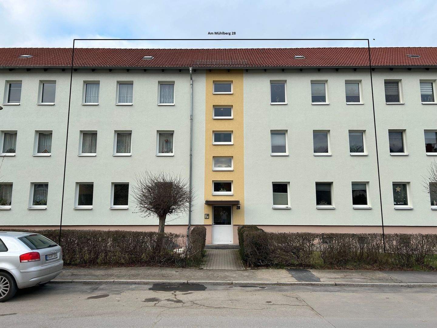 RESERVIERT ! Komplett und gut vermietetes Mehrfamilienreihenhaus mit 6 Wohnungen in schöner und ruhiger Lage von Rudolstadt/Cumbach zu verkaufen, 7407 Rudolstadt