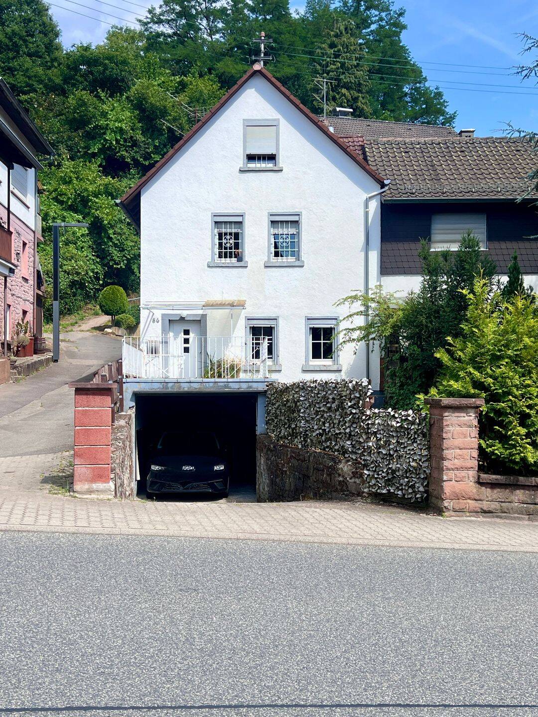 Vermietetes Einfamilienhaus mit Einliegerwohnung in Heidelberg-Ziegelhausen, 69118 Heidelberg (Peterstal Schlierbach Ziegelhausen)