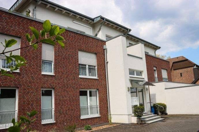 HOCHWERTIGE + EXKLUSIVE 3-ZIMMER-WOHNUNG mit OFFENER KÜCHE + GROßEM BALKON in MG – ODENKIRCHEN, 41199 Mönchengladbach