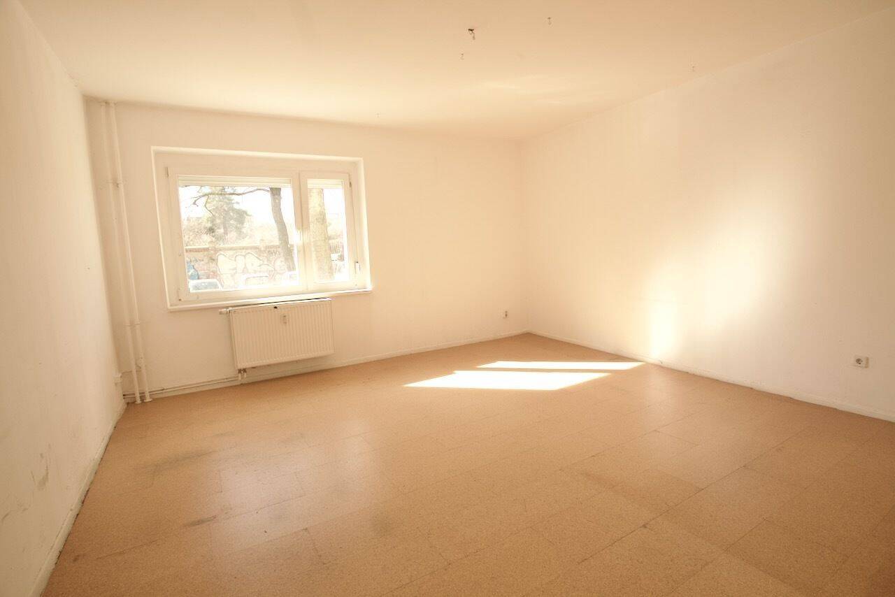 Two rooms apartment in Wrangel Kiez to refurbish, 10997 Berlin (Friedrichshain-Kreuzberg Kreuzberg)