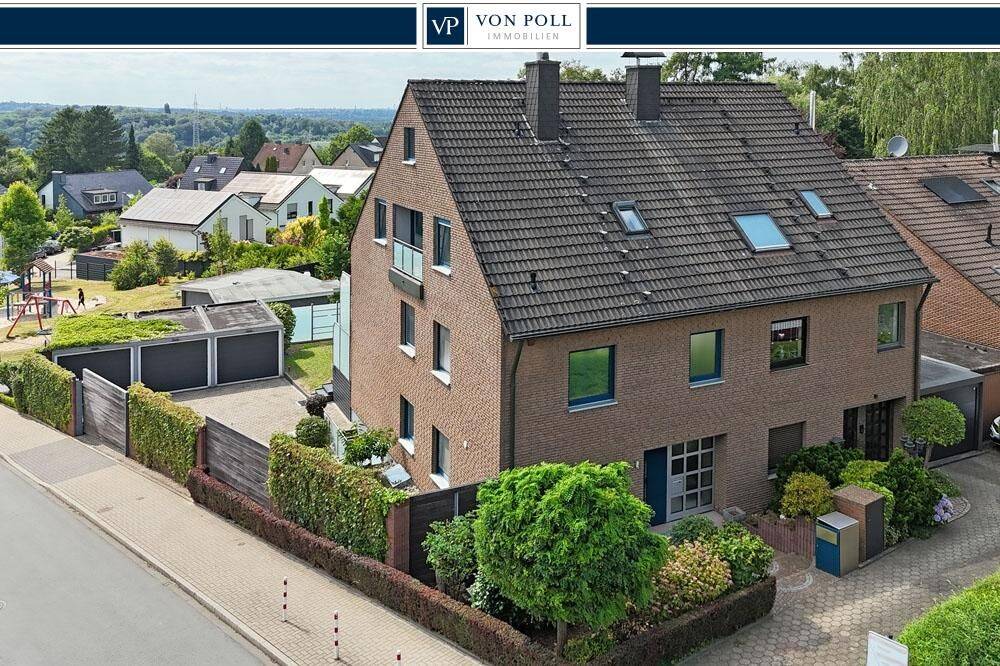 Großzügige Doppelhaushälfte mit hochwertiger Ausstattung und drei Garagen in ruhiger Wohnlage, 44879 Bochum (Dahlhausen Linden)
