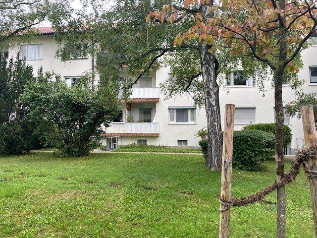 Brück Immobilien – Erbbaurecht – Freie, charmante 2 Zi.-Eigentumswohnung mit Balkon, 81737 München (Ramersdorf-Perlach)