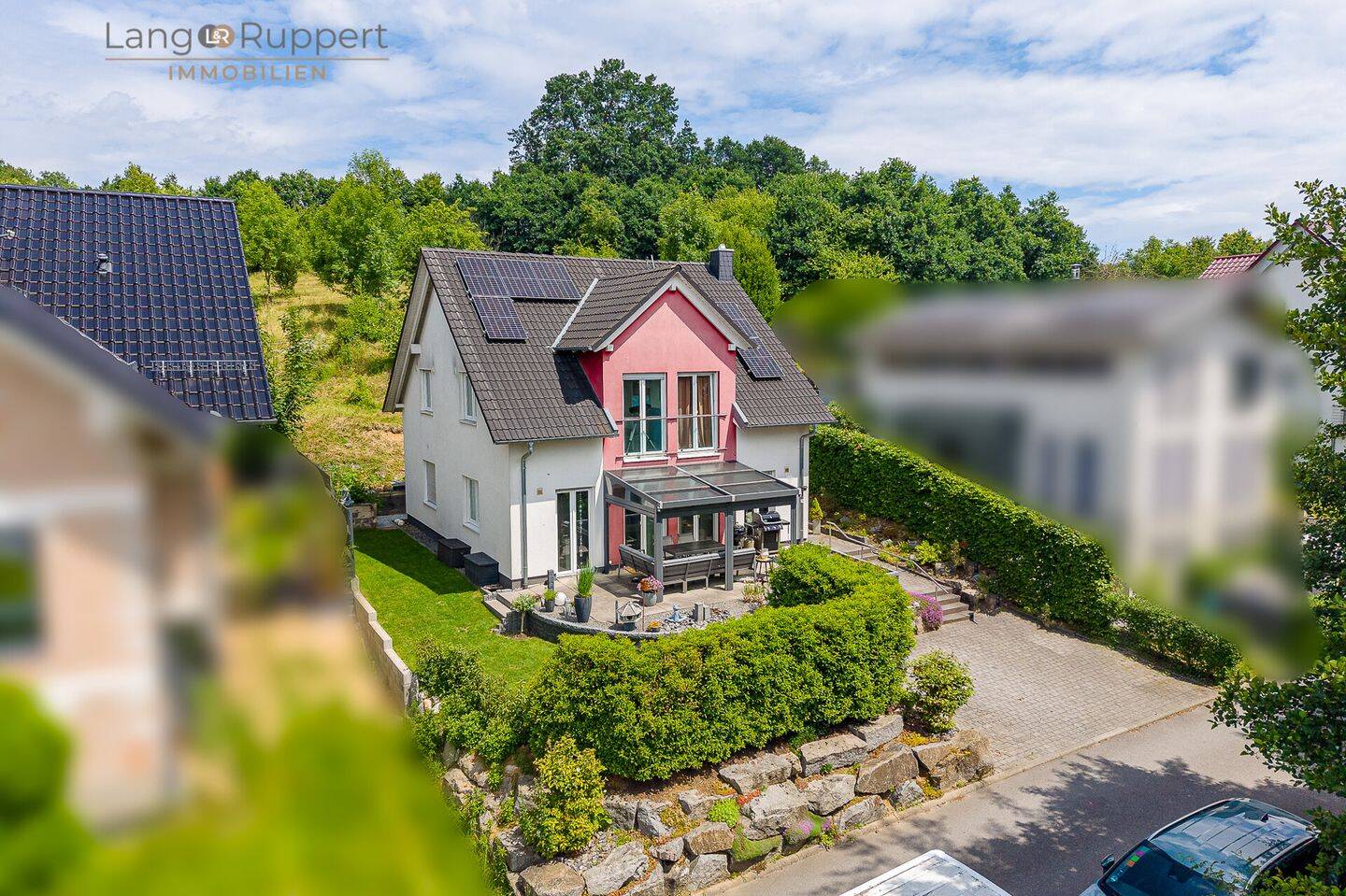 Modernes Wohnen im Grünen – EFH mit Garten, Terrasse und PV-Anlage, 64658 Fürth