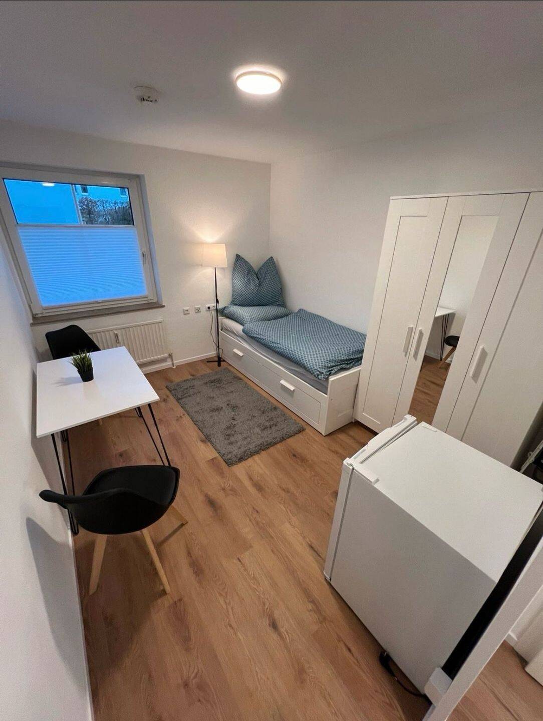 WLAN & Strom inklusive 1 Zimmer möbliert Erlangen Wohnung Apartment, 91052 Erlangen (Anger Erlangen-Ost Erlangen-Süd Innenstadt)