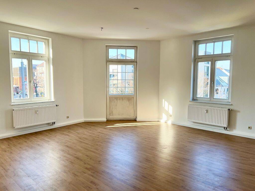++ Große 3 Raumwohnung mit 3 Balkonen in der Dresdner Neustadt zu mieten! ++, 1099 Dresden