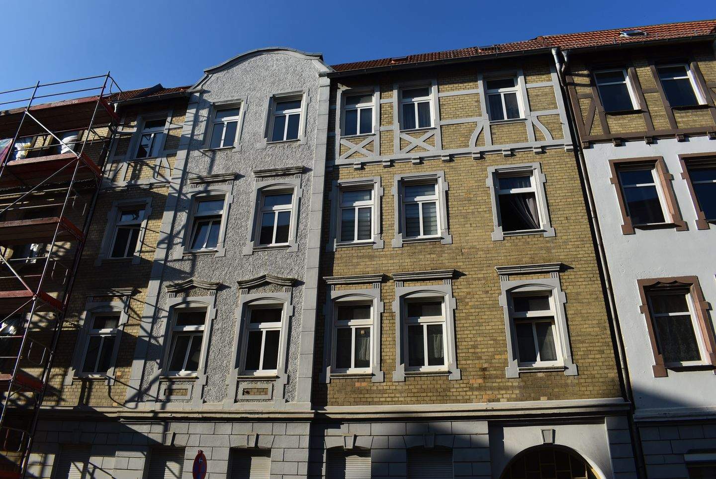 Solides Mehrfamilienhaus mit 8 Wohneinheiten im beliebten Weißenfels mit Ausbaureserve, 6667 Weißenfels