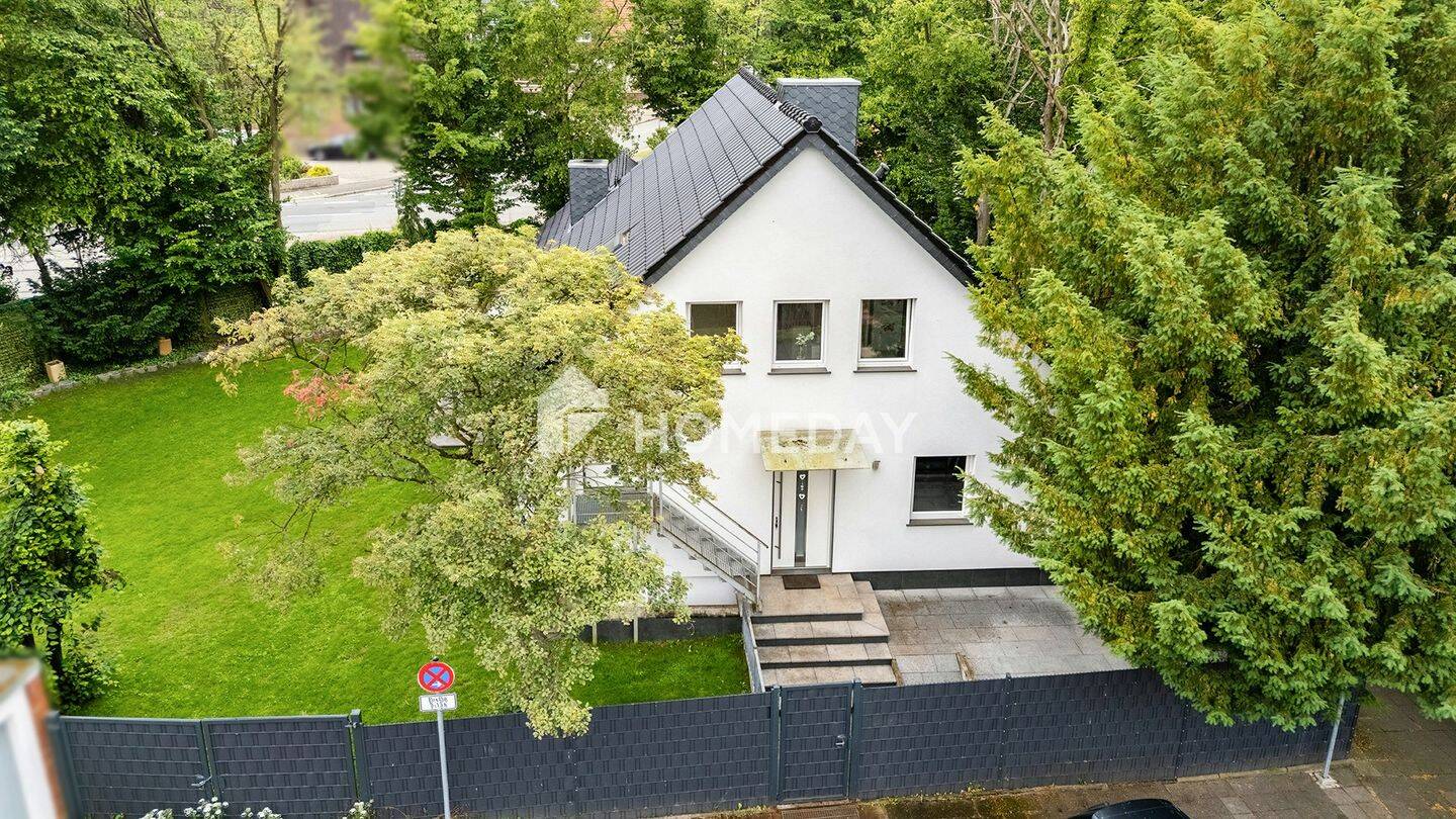Zwei WE, hochwertige Sanierung und attraktive Mieteinnahmen – Ihr neues Zuhause mit Mehrwert, 31157 Sarstedt